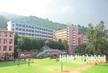 重慶武隆區(qū)職業(yè)教育中心怎么樣、好不好