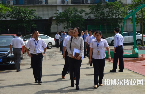 重慶渝北區(qū)竟成中學(xué)校2020年報(bào)名條件、招生要求、招生對(duì)象