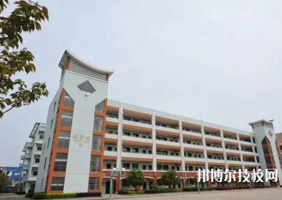 義烏城鎮(zhèn)職業(yè)技術(shù)學(xué)校2020年報名條件、招生要求、招生對象