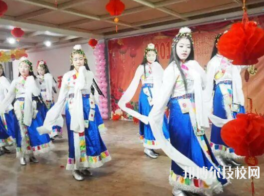 安康高新中等職業(yè)學(xué)校2020年報(bào)名條件、招生要求、招生對象 