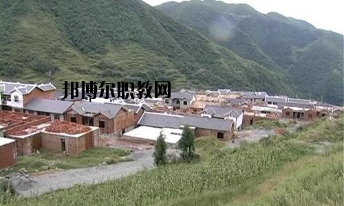 納雍中等職業(yè)學(xué)校2020年報名條件、招生要求、招生對象