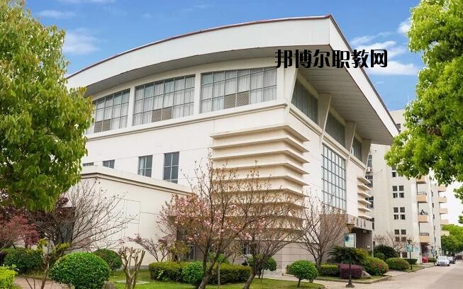 平陽縣職業(yè)教育中心2020年報名條件、招生要求、招生對象