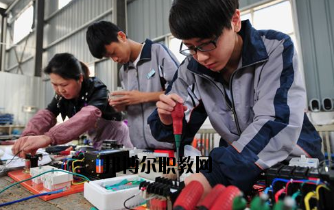 浙江商業(yè)技師學(xué)院報(bào)名條件2020年報(bào)名條件、招生要求、招生對(duì)象