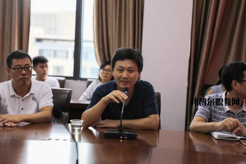 樂清虹橋職業(yè)技術學校2020年報名條件、招生要求、招生對象