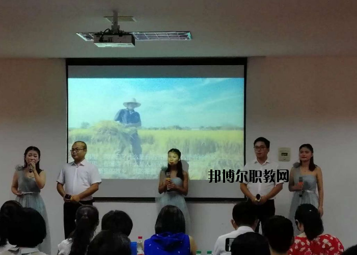 廣豐區(qū)信息技術(shù)學(xué)校怎么樣、好不好
