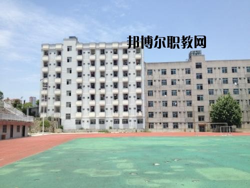 貴州省電子工業(yè)學校2020年報名條件、招生要求、招生對象