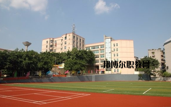 重慶鐵路運輸高級技工學(xué)校2020年報名條件、招生要求、招生對象