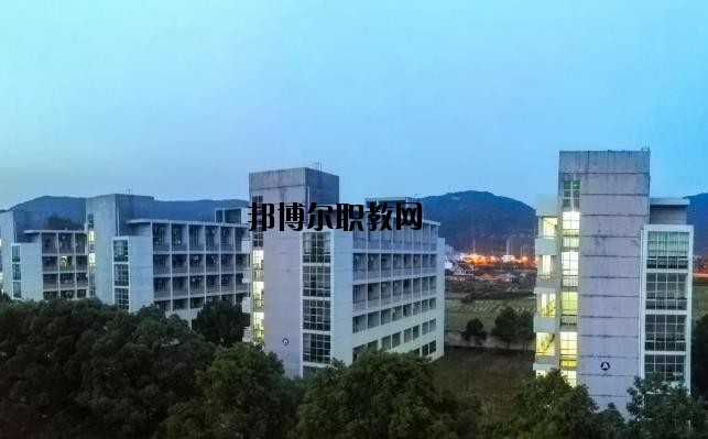 平陽縣職業(yè)中等專業(yè)學校怎么樣，好不好