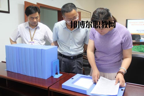 南充外國語中等專業(yè)學校2020年報名條件、招生要求、招生對象