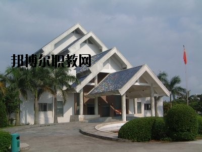曲靖羅平職業(yè)技術(shù)學(xué)校怎么樣、好不好