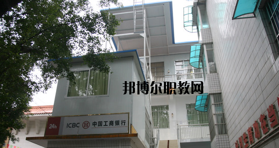 廣西商貿(mào)高級(jí)技工學(xué)校怎么樣、好不好