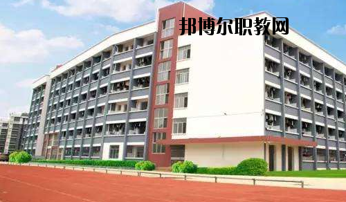 廣西商業(yè)技師學(xué)院2020年報(bào)名條件、招生要求、招生對(duì)象