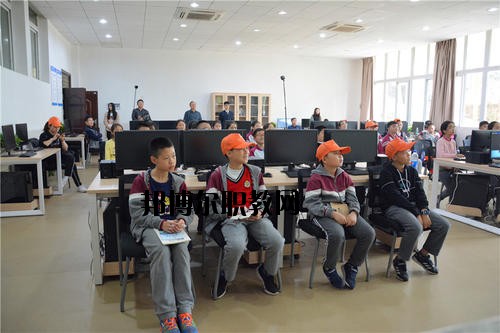 南充石油化工學(xué)校2020年招生辦聯(lián)系電話(huà)