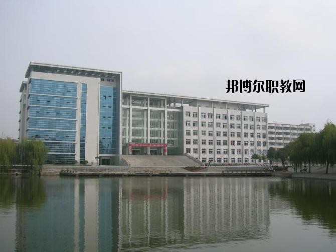 姚安縣職業(yè)高級中學(xué)2020年學(xué)費(fèi)、收費(fèi)多少