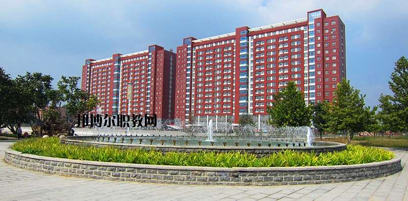 保定科技中等專業(yè)學校2020年招生辦聯系電話