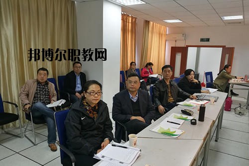通?？h職業(yè)高級中學(xué)地址在哪里