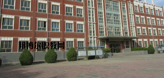 蘭州航空工業(yè)技工學(xué)校2020年報(bào)名條件、招生要求、招生對(duì)象