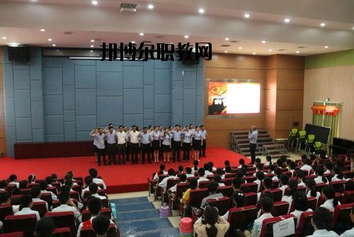 廣元經濟管理學校2020年招生辦聯(lián)系電話
