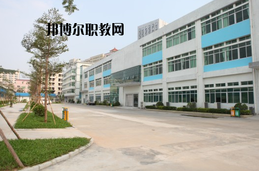 東莞機(jī)電工程學(xué)校2020年報(bào)名條件、招生要求、招生對(duì)象