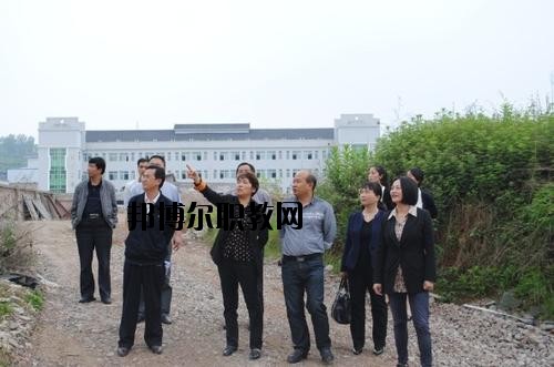 施秉縣中等職業(yè)技術學校2020年報名條件、招生要求