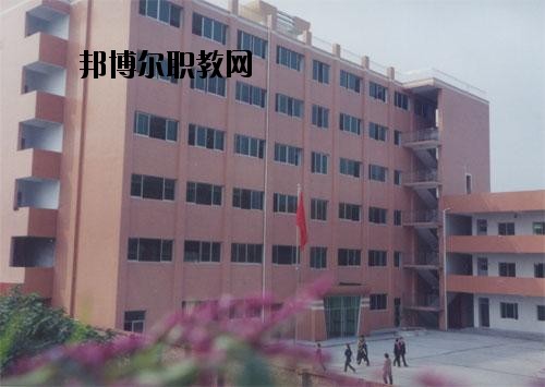 自貢舞蹈學校2020年報名條件、招生要求、招生對象