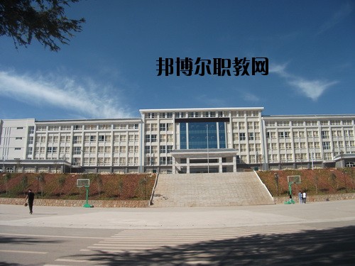 文山職業(yè)高級中學(xué)2020年報名條件、招生要求、招生對象