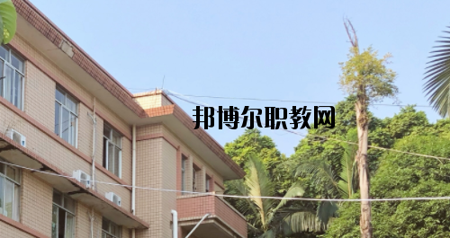 廣西工貿(mào)職業(yè)技術(shù)學(xué)校怎么樣、好不好