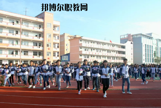 安遠中等專業(yè)學校怎么樣、好不好