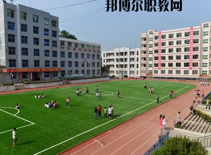 商丘商貿(mào)學(xué)校2021年報名條件、招生要求、招生對象