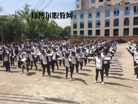 鷹潭工業(yè)中等專業(yè)學(xué)校2020年報(bào)名條件、招生要求、招生對(duì)象