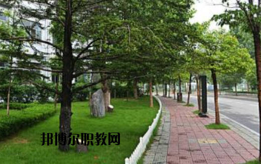 馬關(guān)縣民族職業(yè)高級中學(xué)怎么樣、好不好