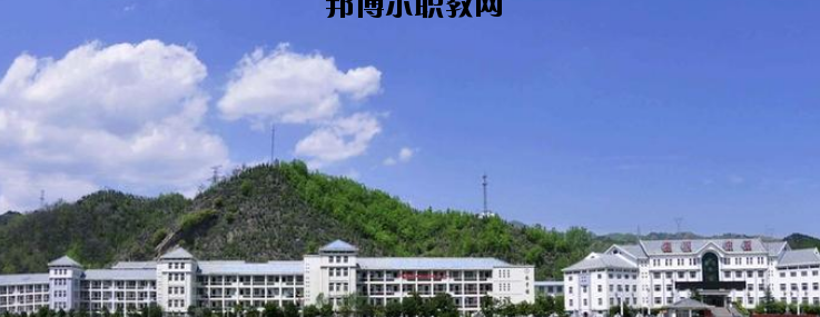 欒川中等職業(yè)學(xué)校2021年報(bào)名條件、招生要求、招生對(duì)象