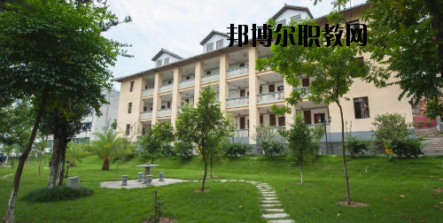 梅州農(nóng)業(yè)學(xué)校2020年報(bào)名條件、招生要求、招生對象