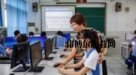 蘭州高新科技學(xué)校2020年學(xué)費(fèi)、收費(fèi)多少