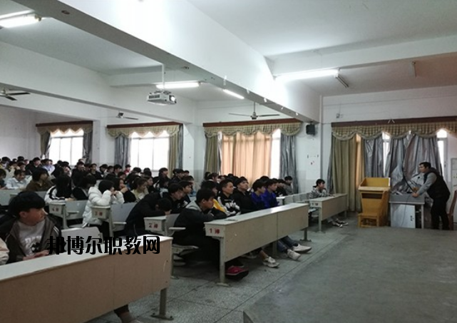 寧都縣科技職業(yè)學(xué)校2020年報(bào)名條件、招生要求、招生對(duì)象 