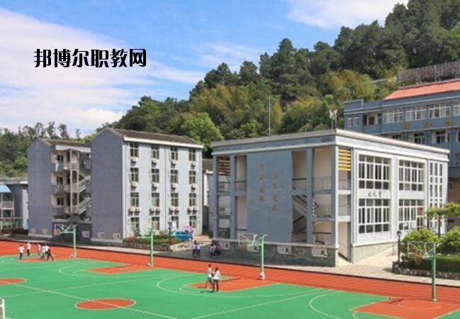 蒼南縣金鄉(xiāng)職業(yè)學(xué)校2020年報名條件、招生要求、招生對象