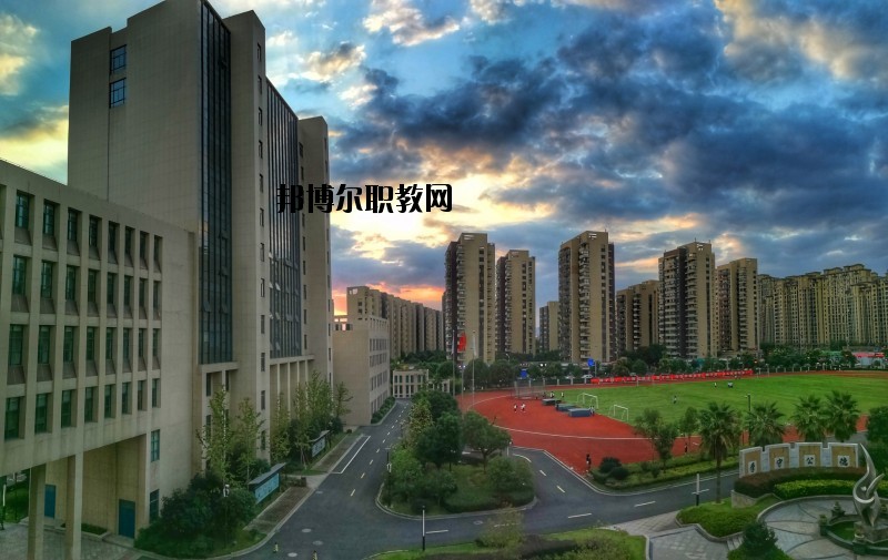 永嘉縣四川中學(xué)2020年報(bào)名條件、招生要求、招生對(duì)象