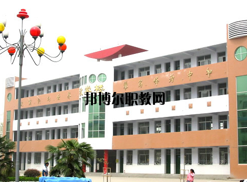 南陽信息工程學(xué)校怎么樣、好不好