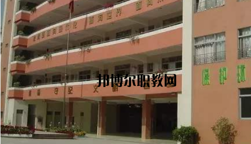 廣州荔灣區(qū)外語職業(yè)高級(jí)中學(xué)2020年報(bào)名條件、招生要求、招生對(duì)象