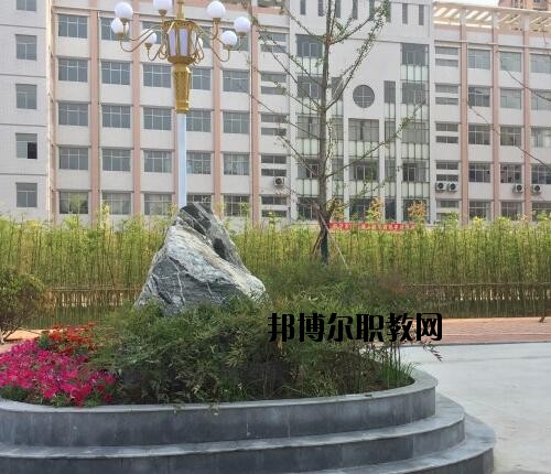 商丘中等專業(yè)學(xué)校怎么樣、好不好