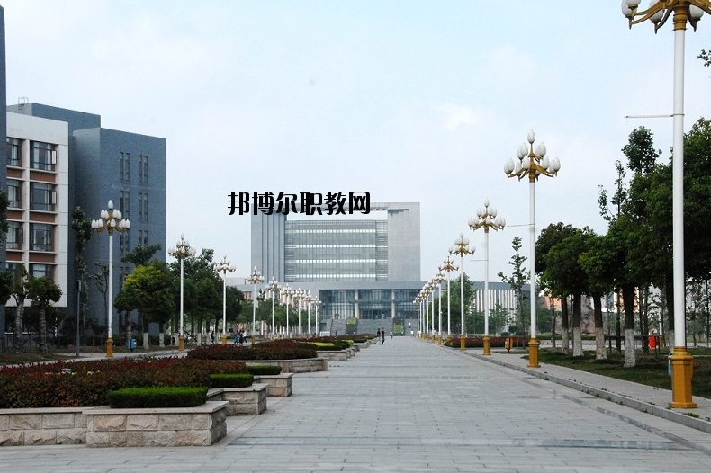 鹽城師范學(xué)院怎么樣、好不好