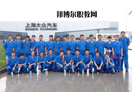 萍鄉(xiāng)工業(yè)中等專業(yè)學(xué)校2020年報(bào)名條件、招生要求、招生對象