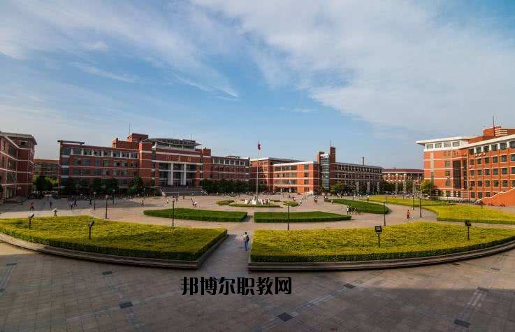 黃州理工中專怎么樣、好不好