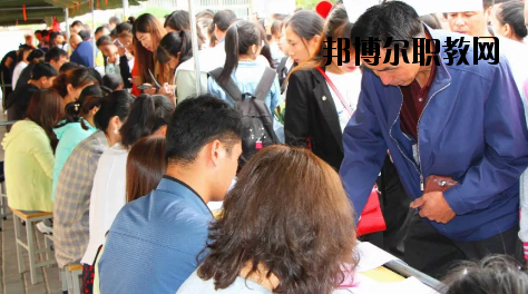 武威涼州區(qū)職業(yè)中等專業(yè)學(xué)校2020年學(xué)費(fèi)、收費(fèi)多少
