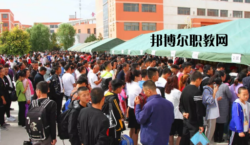 武威涼州區(qū)職業(yè)中等專業(yè)學(xué)校2020年報(bào)名條件、招生要求、招生對(duì)象