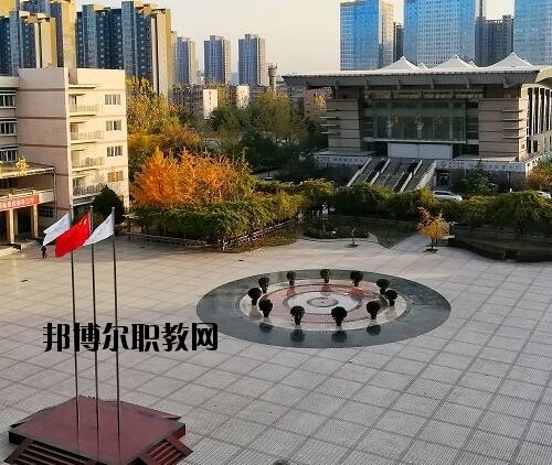 鄭州商貿(mào)管理學校2021年報名條件、招生對象