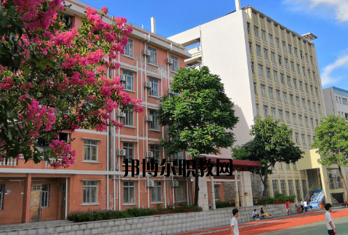 廣東工業(yè)貿(mào)易職業(yè)技術(shù)學(xué)校怎么樣、好不好