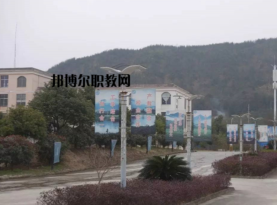 江西靖安職業(yè)中學(xué)2020年有哪些專(zhuān)業(yè)