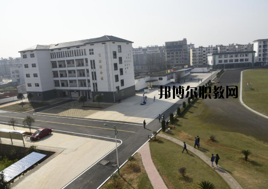 宜豐中等專業(yè)學(xué)校2020年報名條件、招生要求、招生對象