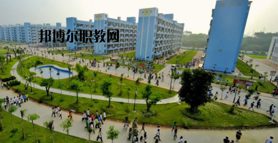 北部灣職業(yè)技術學校2020年報名條件、招生要求、招生對象